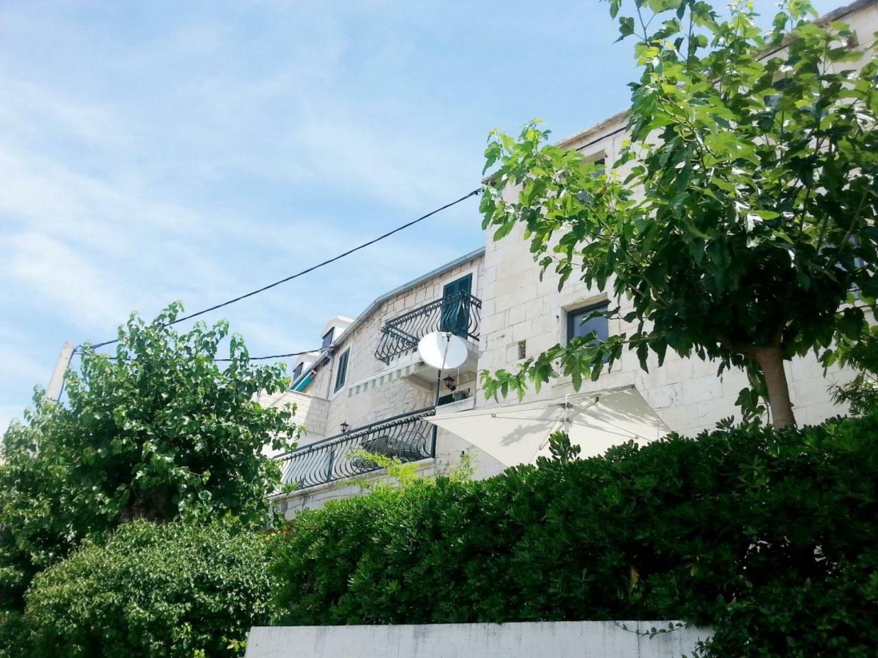ברלה Villa Nikola מראה חיצוני תמונה