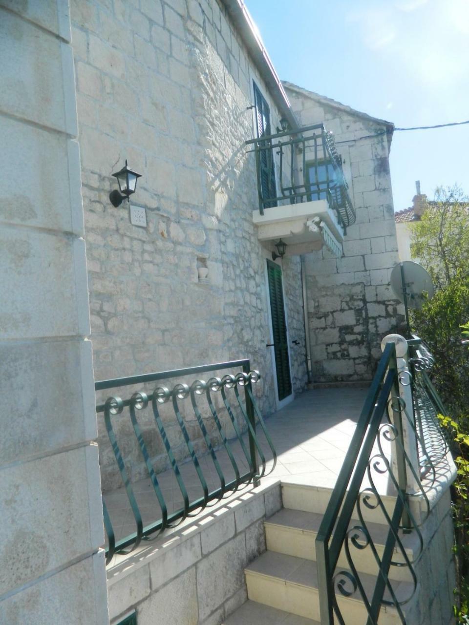 ברלה Villa Nikola מראה חיצוני תמונה